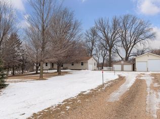 5576 167th St, Glencoe, MN 55336