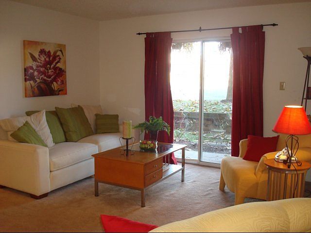 2nd image of 9937 Pointe South Dr APT B