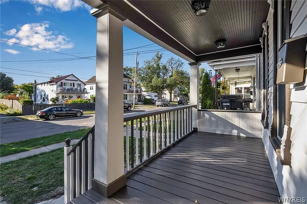 1 bed, 1.0 bath, 700 sqft, $1,000 — Photo 4
