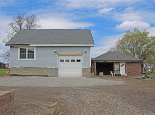 2618 Eldersville Rd, Follansbee, WV 26037