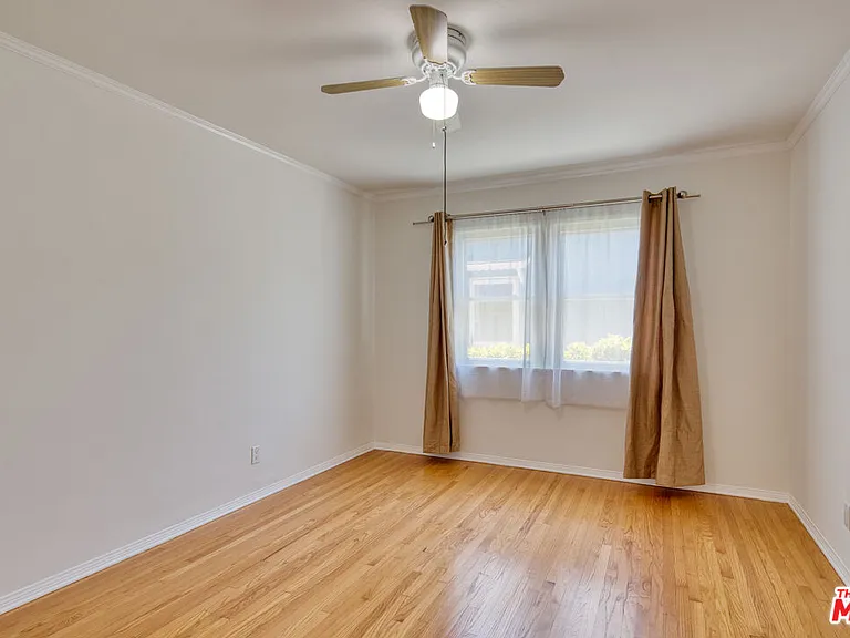 9011 Krueger St — Photo 19