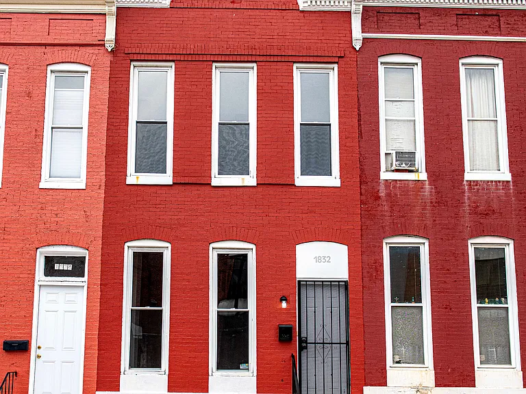 1832 Harlem Ave — Photo 19