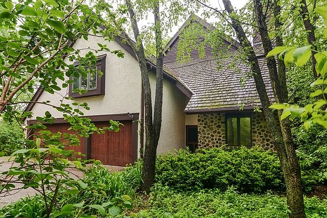 1st image of 8 Chicory Ln