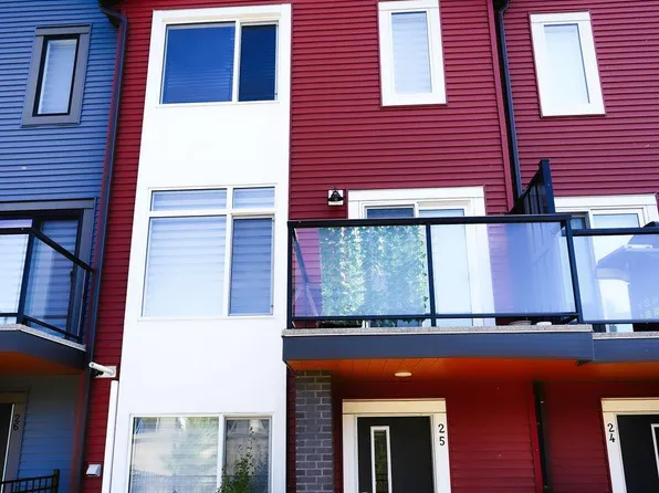 1010 Rabbit Hill Rd SW #25, Edmonton, AB T6W 4G7