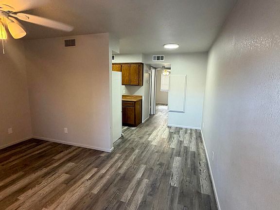 4th image of 1138 S Pageant Ave