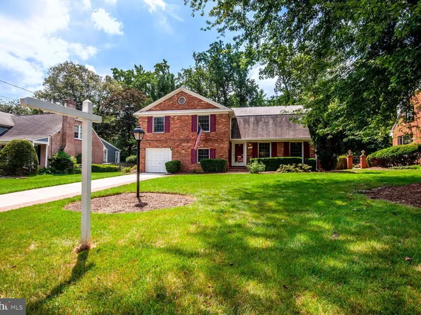 7401 Venice St, Falls Church, VA 22043