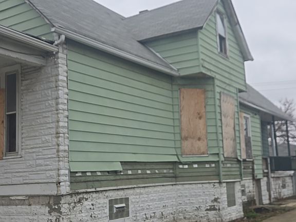 3rd image of 738 W 103rd St