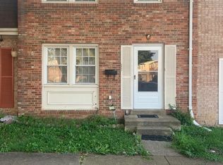 2903 Pheasant Ln, Woodbridge, VA 22191