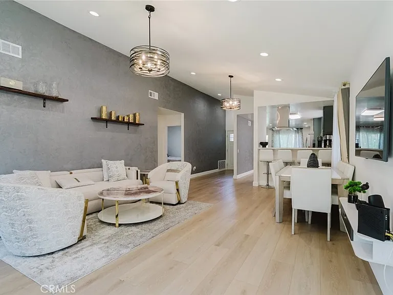 23128 Calvello Dr — Photo 4
