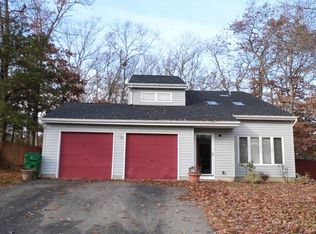 2102 Oak Knoll Dr, Toms River, NJ 08757