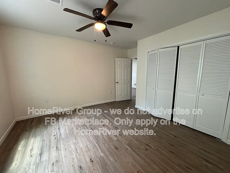 882 Maple Dr — Photo 4