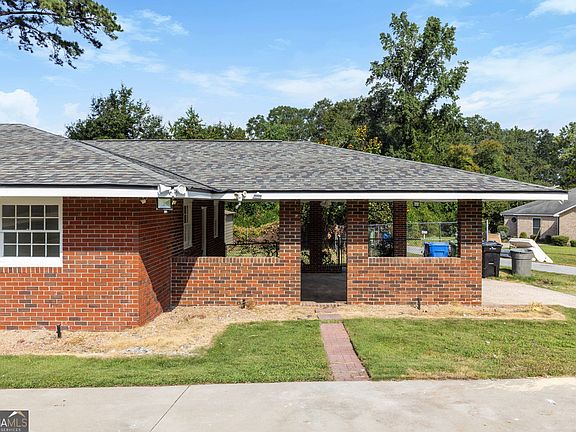 5th image of 1841 Celeste Dr