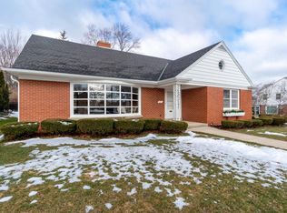 916 Orchard St, Racine, WI 53405