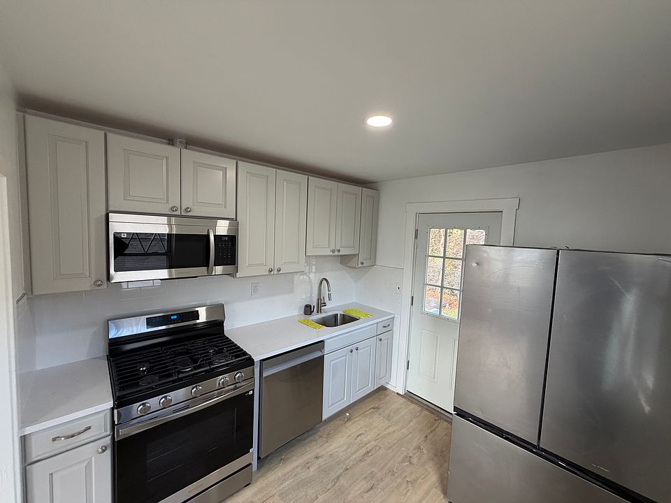1st image of 21B Mount Washington Dr #21B