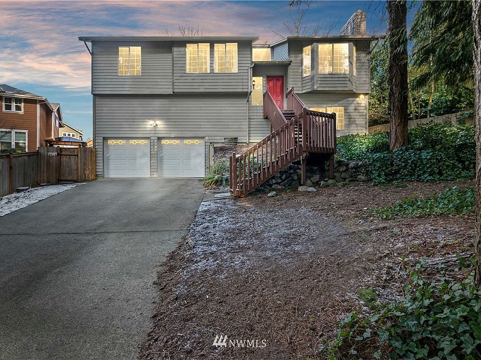 1st image of 5205 W Tapps Dr E