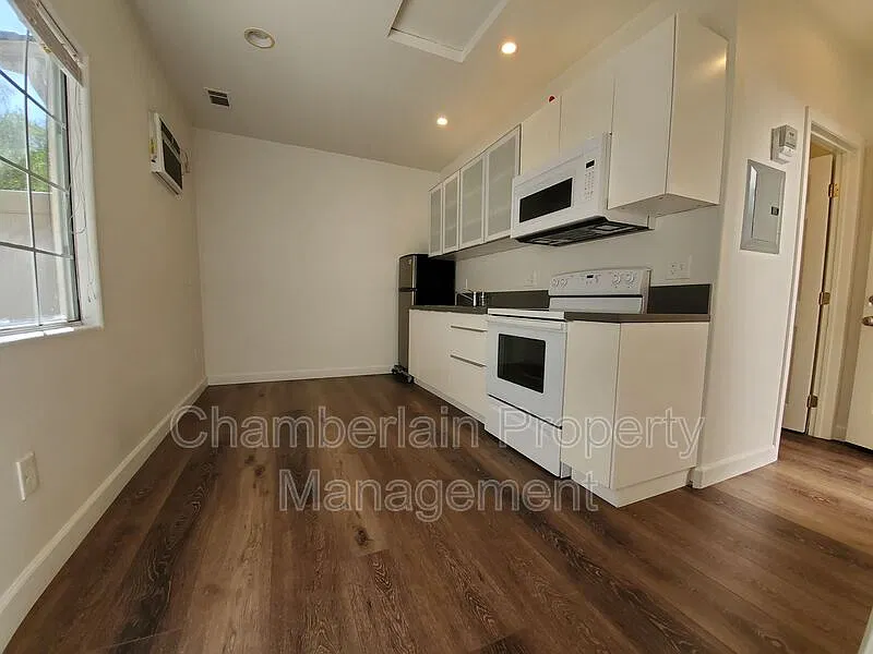 4927 Seascape Dr #2