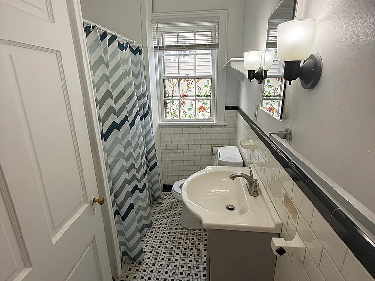 214 Langhorne Ln #1 & 2 — Photo 6