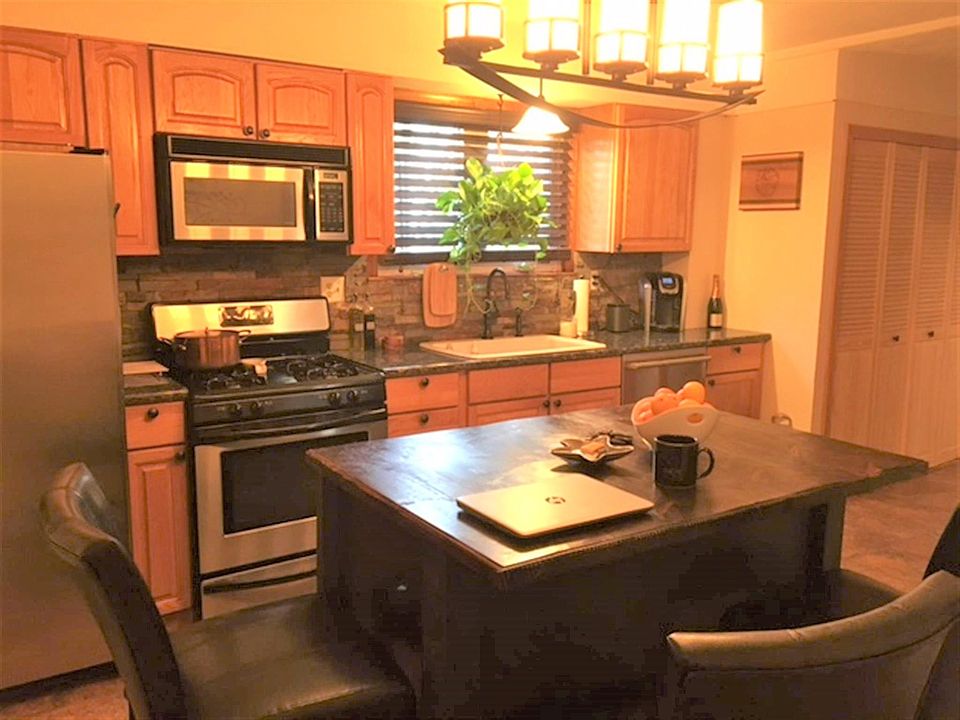 1st image of 10 Winchester Ct #1A