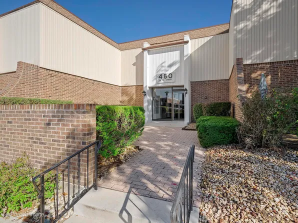 480 74th St APT 106, Downers Grove, IL 60516