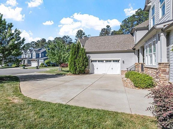 4th image of 3000 Adonis Cir