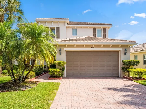 2352 Bellarosa Cir, Royal Palm Beach, FL 33411