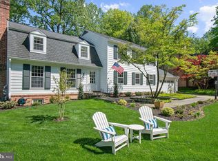 11 Masters Ct, Potomac, MD 20854