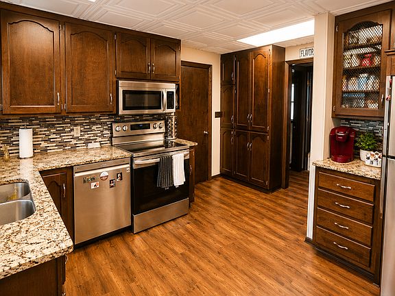 3rd image of 3923 Upton Ave N #1