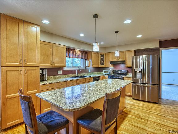 2nd image of 935 S Butler Way