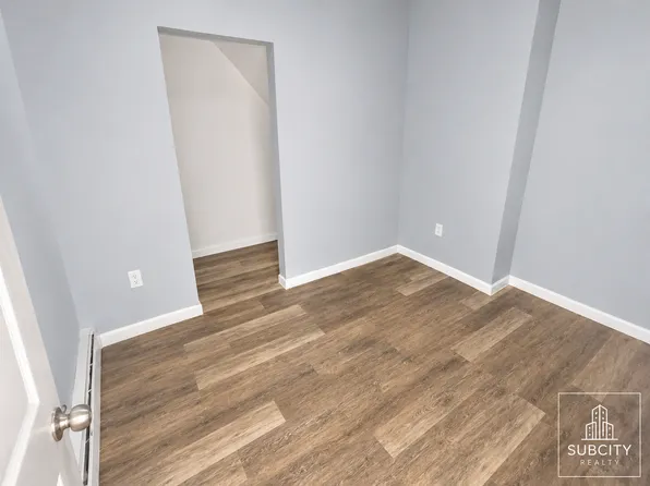128 E Holsman St, Paterson, NJ