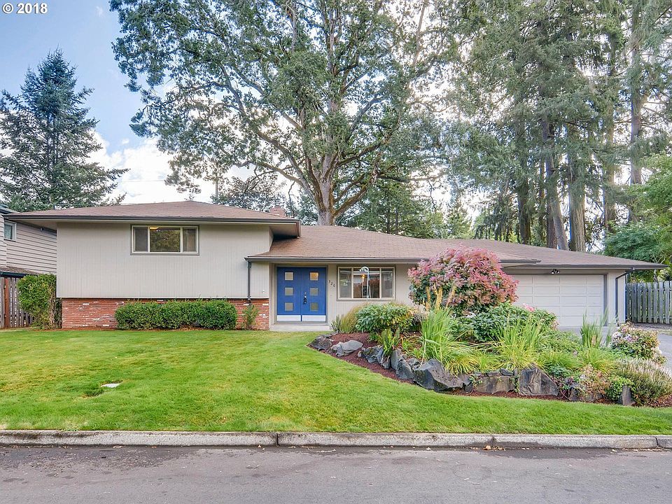 1st image of 326 NE 18th Ave