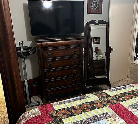 5th image of 115 Brooks Ln