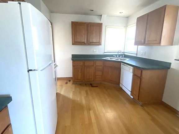 4th image of 30201 Taylor St