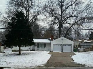 9709 E Gregory Blvd, Raytown, MO 64133