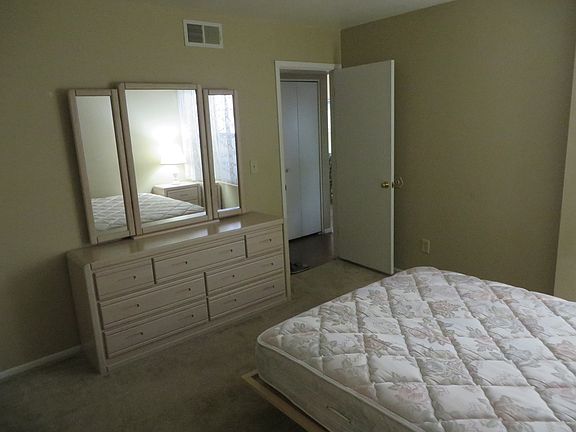 bedroom - dresser