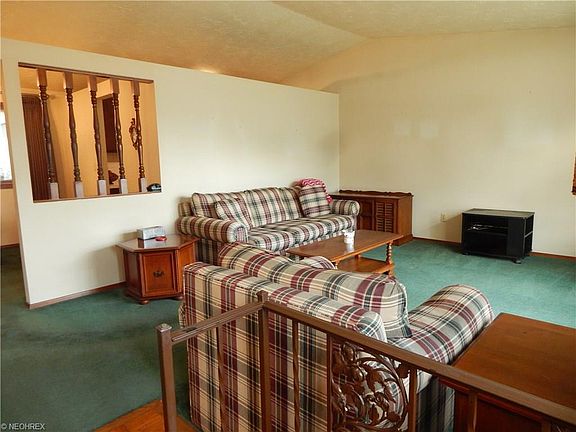 5th image of 2109 W 39th St