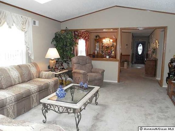 3rd image of 1430 Gleniffer Hill Rd