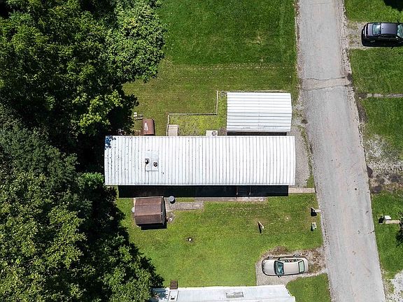 3rd image of 1044 Bert Cir