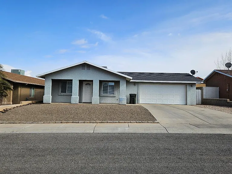 3458 N Diamond St — Photo 1