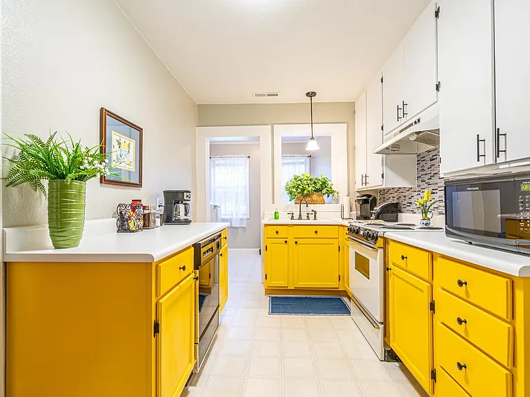 1300 Sparkman St SW — Photo 13