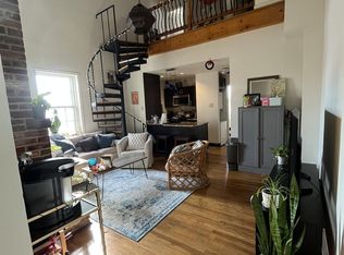 833 Lombard St APT 3F, Philadelphia, PA 19147