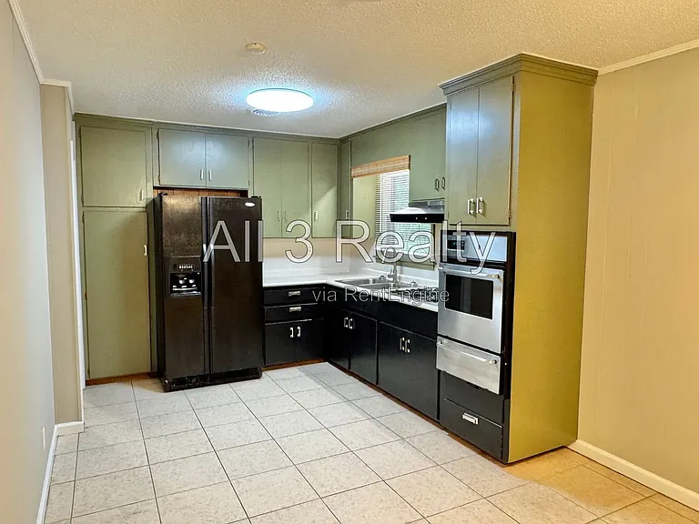 1149 Beth Manor Dr — Photo 10