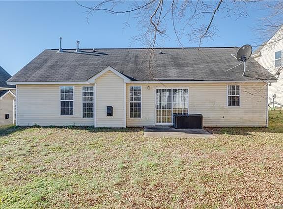 5th image of 709 Erinbrook Ln #77
