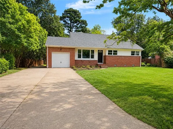 481 Beacon Hill Cir, Norfolk, VA 23502