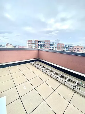 Rented by Dynamik Realty | media 19