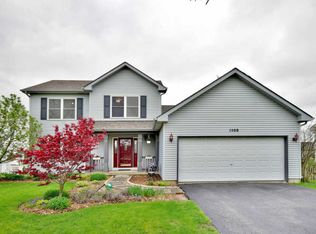 1508 Waterford Rd, North Aurora, IL 60542