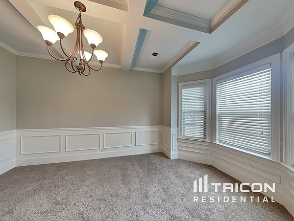 5th image of 333 Plymstock Dr