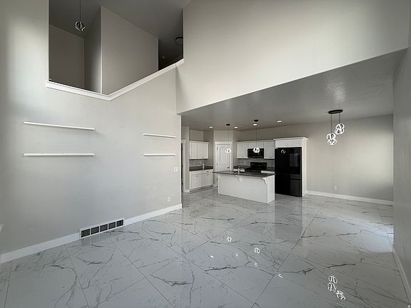 4th image of 4347 W Bronson Ln S