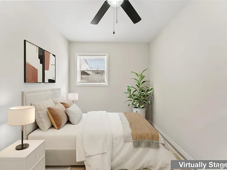 27210 Seyburn Ave — Photo 17