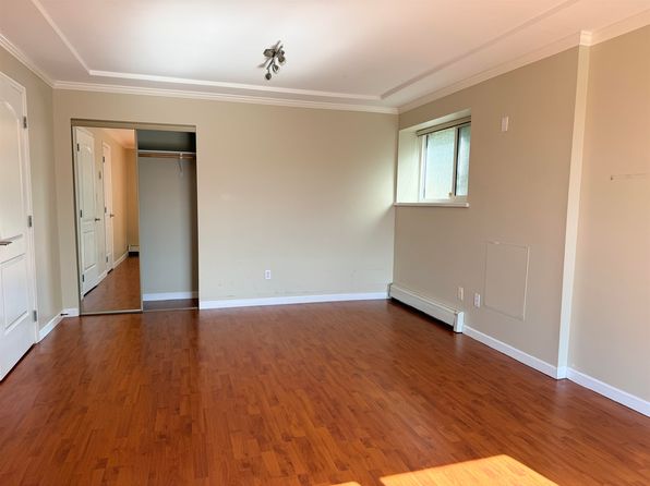 2 bedroom rental in West Vancouver — photo 9