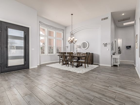 3rd image of 9454 E Bloomfield Rd